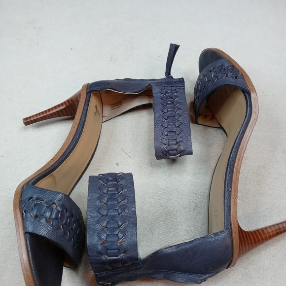 JOE’S WOMEN’S PUMPS SHOES GRAY ANKLE STRAP HEELS S - Picture 7 of 8